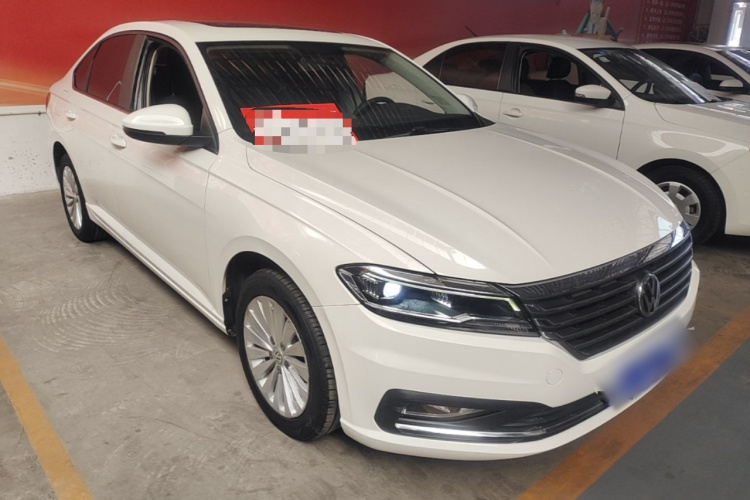 Volkswagen Lavida 2018 car image #4