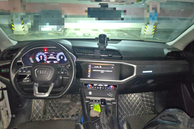 Audi Q3 2019 #11 Audi Q3 2019 car image #11