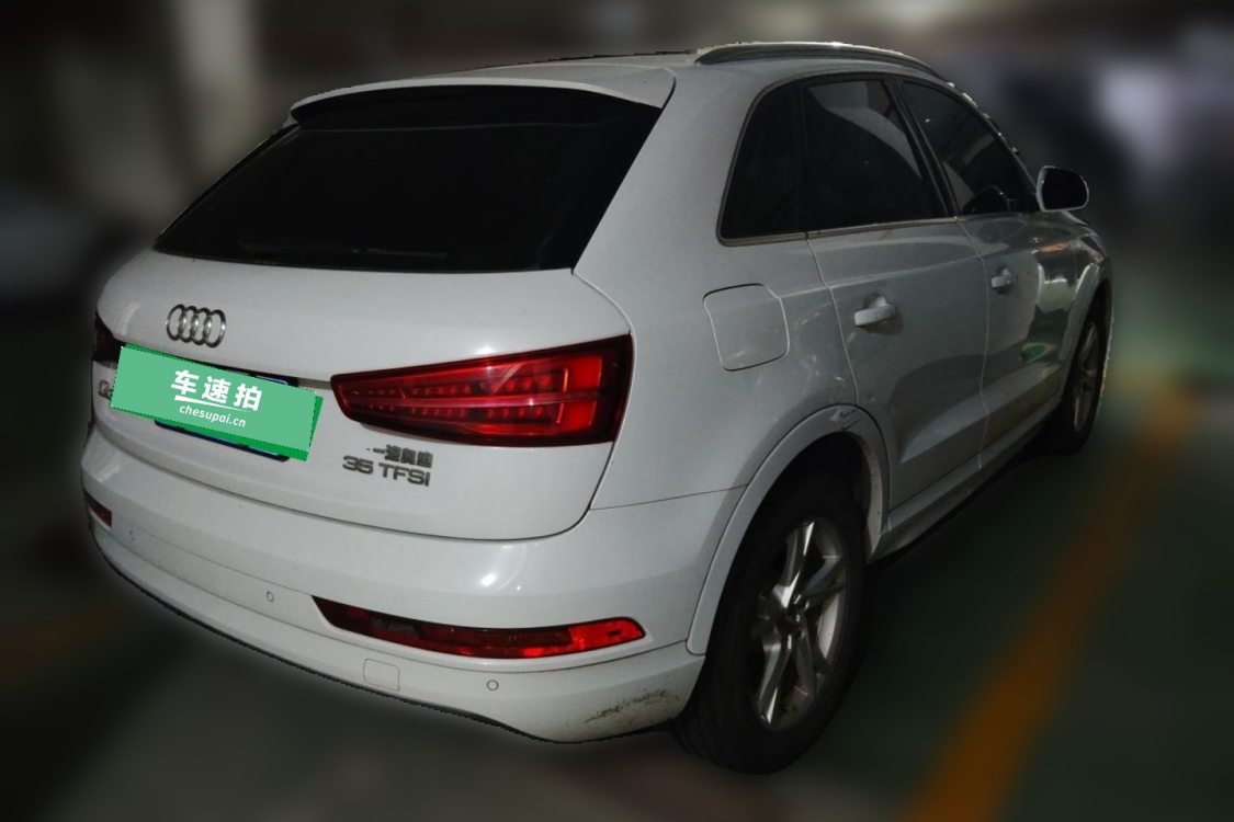 Audi Q3 2018 car image #4