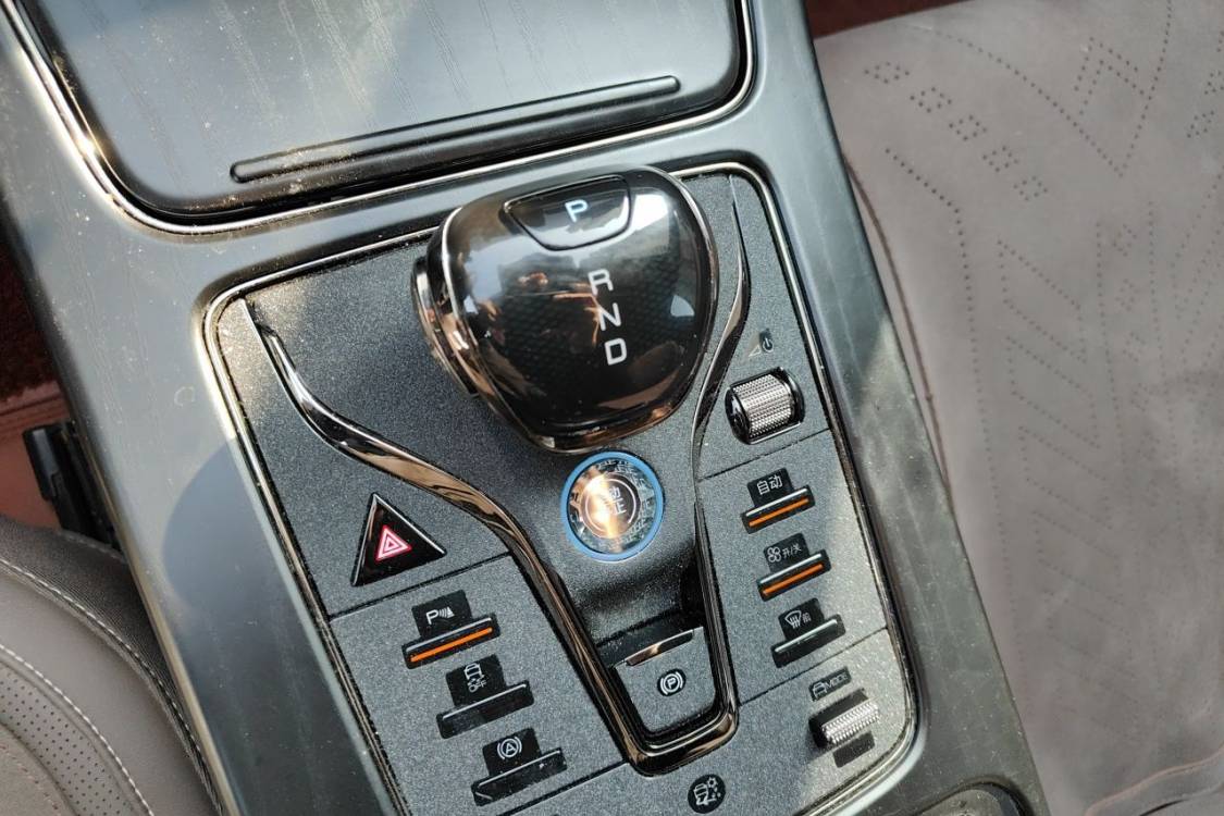 BYD Han 2024 #27 BYD Han 2024 car image #27