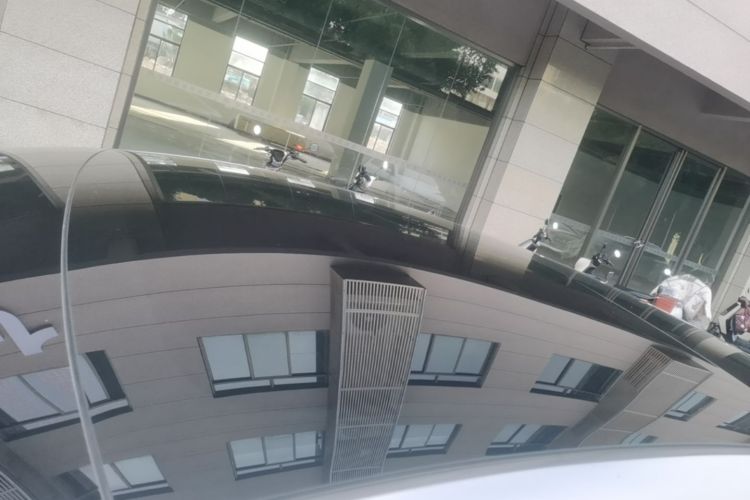 Tesla Model 3 2022 car image #25