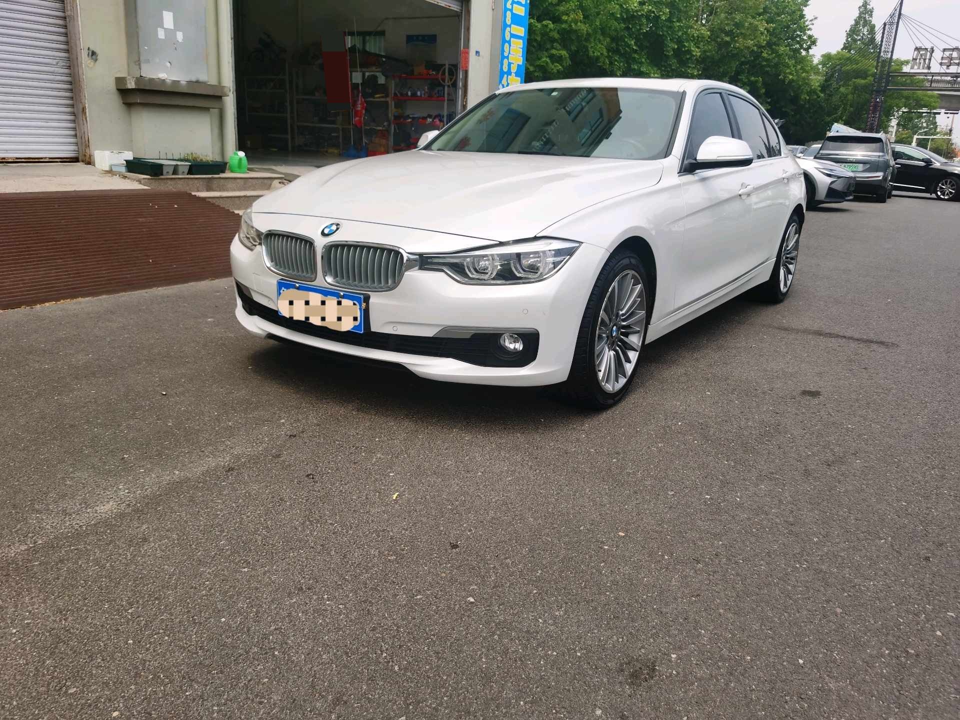 BMW 3 Series 2019 BMW 3 Series 2019 car image