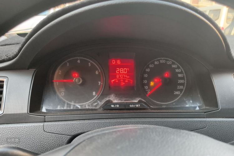 Volkswagen Santana 2017 car image #13