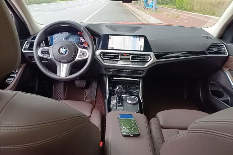 BMW 3 Series 2020 #10 BMW 3 Series 2020 car image #10