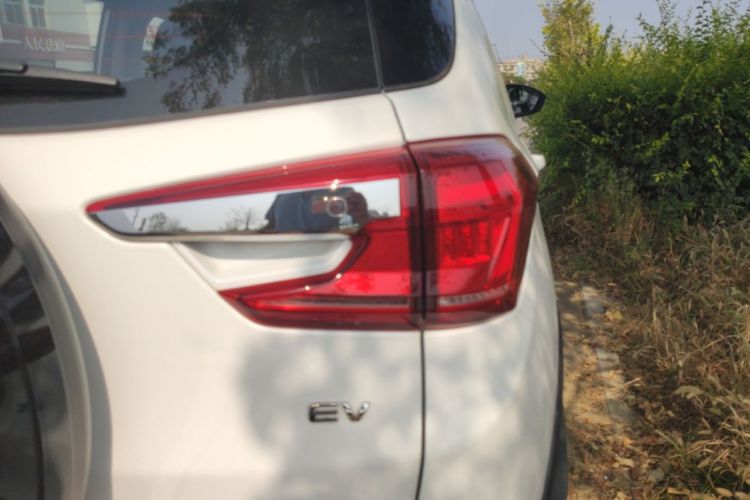 BYD Yuan New Energy 2020 #8 BYD Yuan New Energy 2020 car image #8