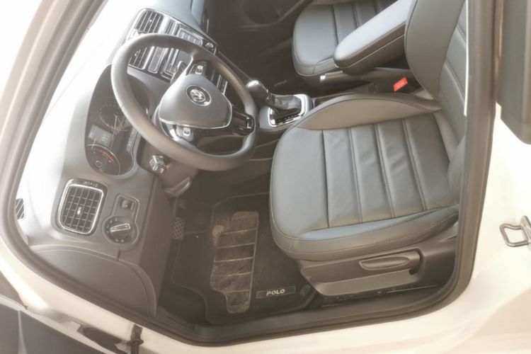 Volkswagen Polo 2017 #19 Volkswagen Polo 2017 car image #19