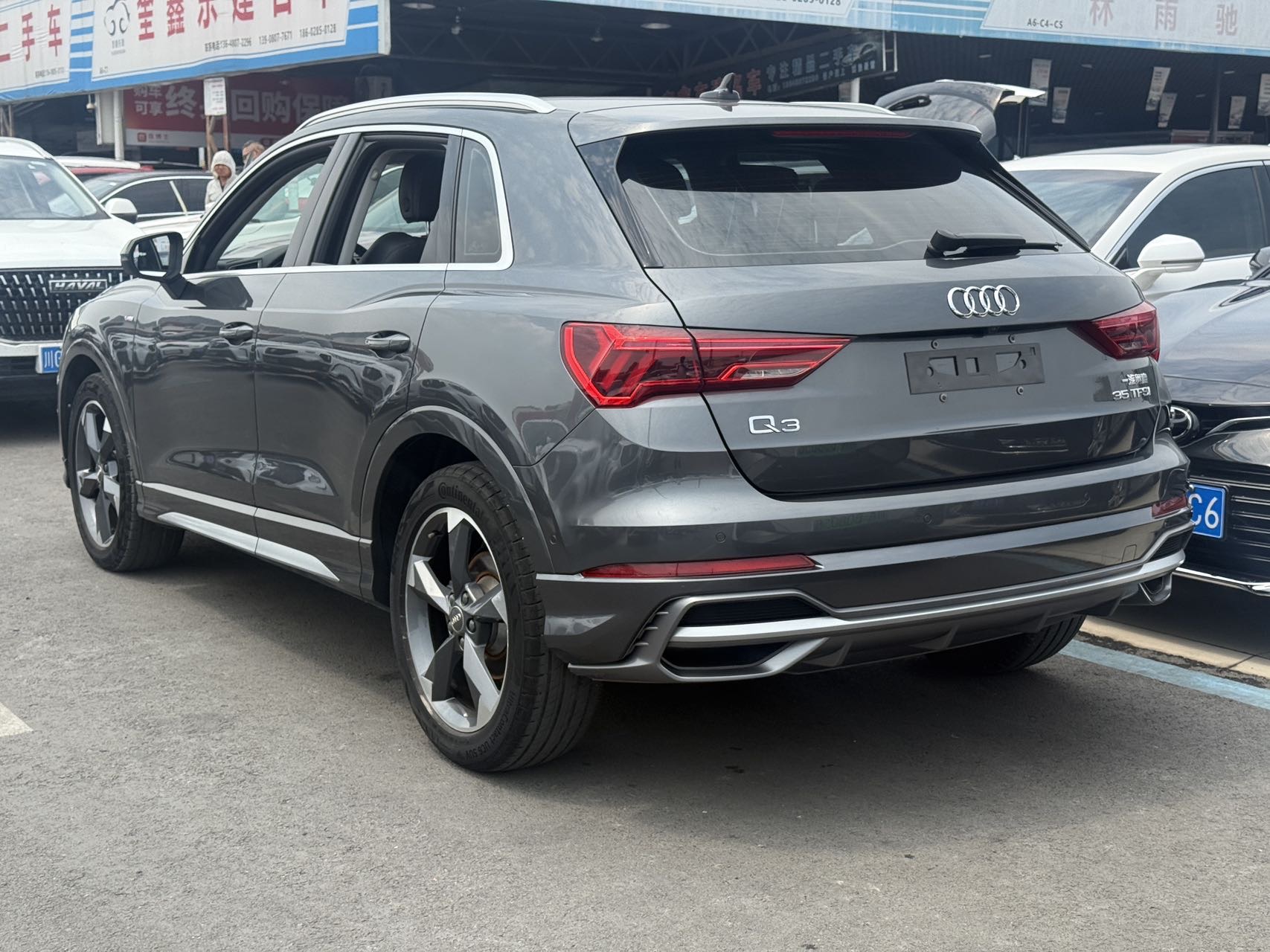 Audi Q3 2021 car image #7