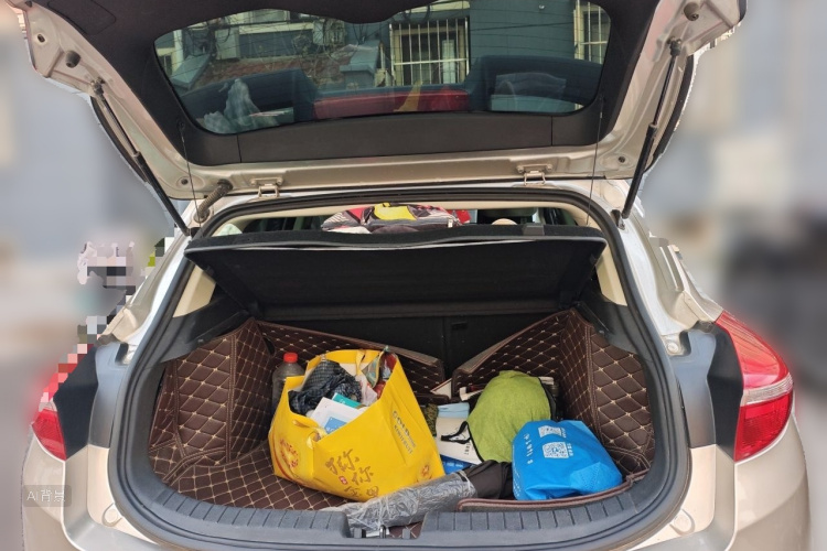 GEELY Emgrand GS 2018 car image #21
