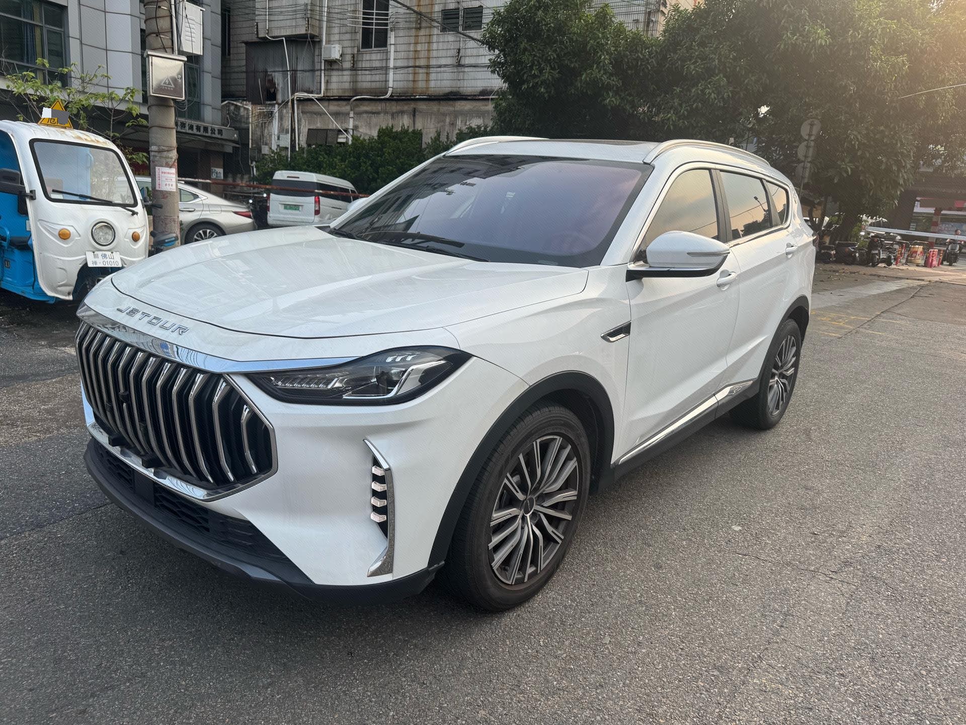 Jetour X70 PLUS 2022 Jetour X70 PLUS 2022 car image