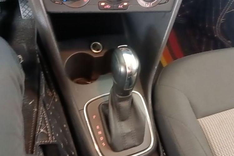 Volkswagen Polo 2018 #14 Volkswagen Polo 2018 car image #14