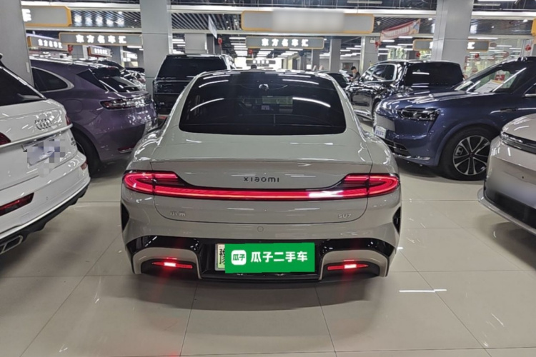 MI SU7 2025 immagine di auto #6