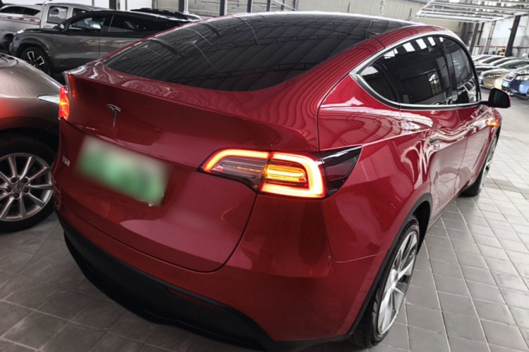 Tesla Model Y 2022 #7 Tesla Model Y 2022 car image #7