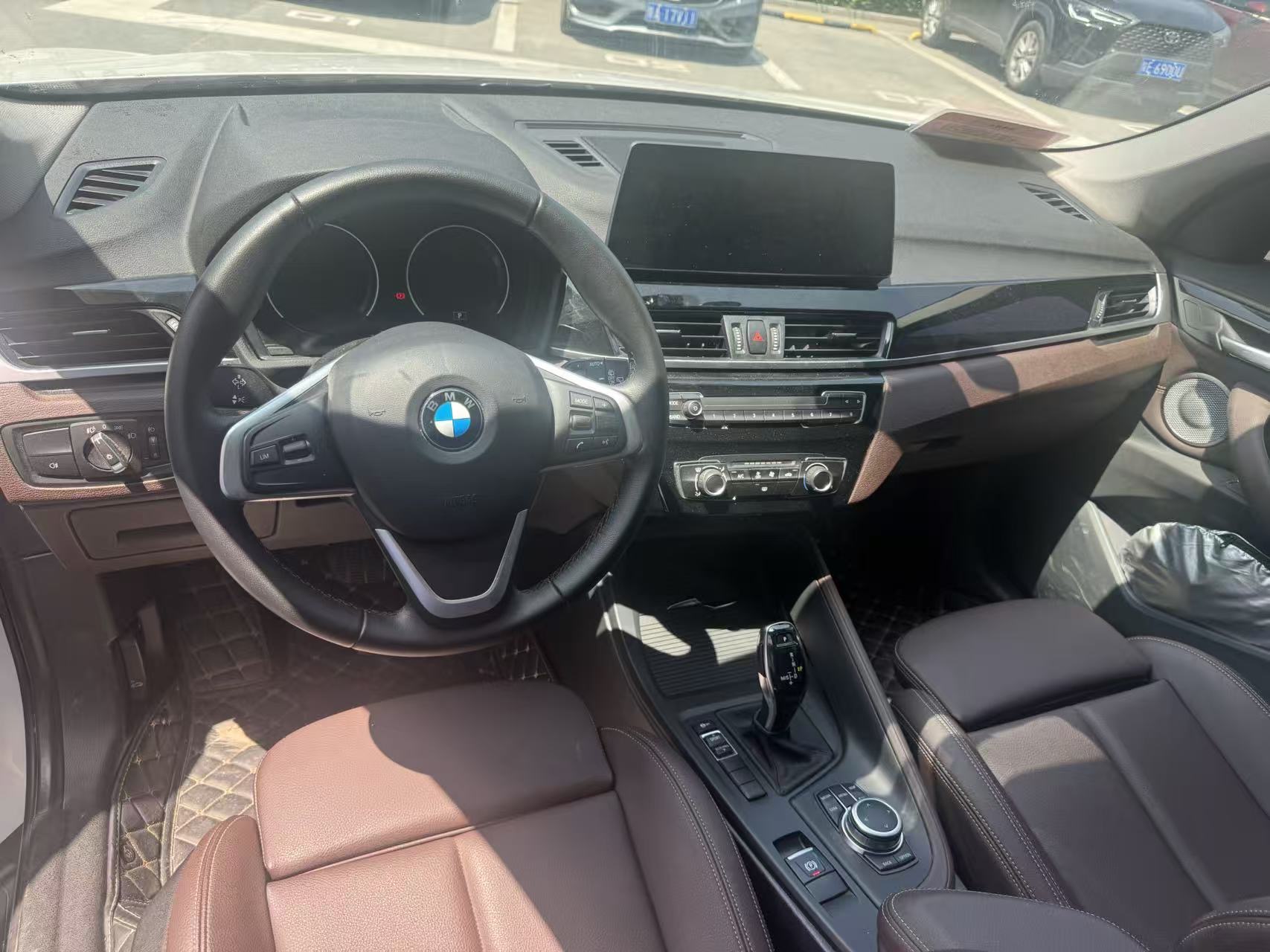 BMW X1 2022 #6 BMW X1 2022 صورة سيارة #6