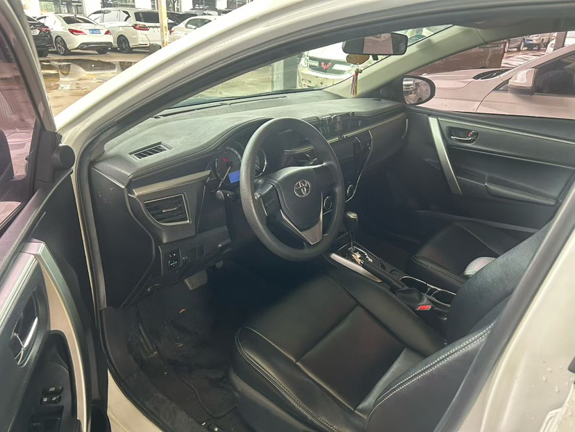 Toyota Corolla 2016 immagine di auto #2