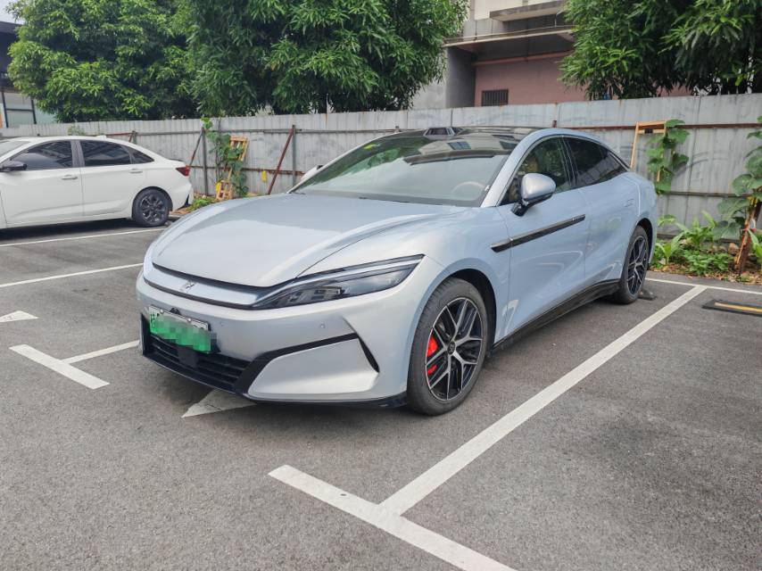 BYD HanL 2025 BYD HanL 2025 car image