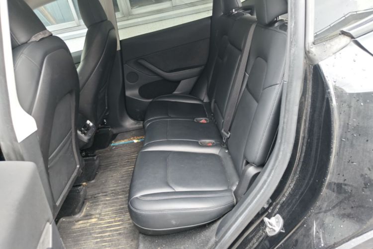Tesla Model Y 2022 #17 Tesla Model Y 2022 car image #17