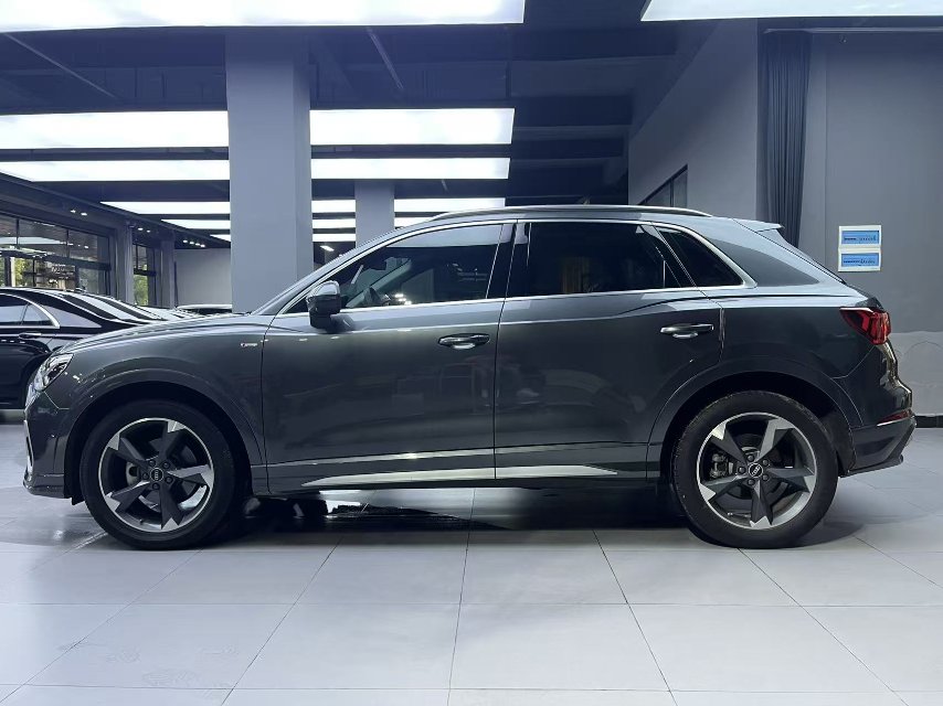 Audi Q3 2021 #2 Audi Q3 2021 car image #2