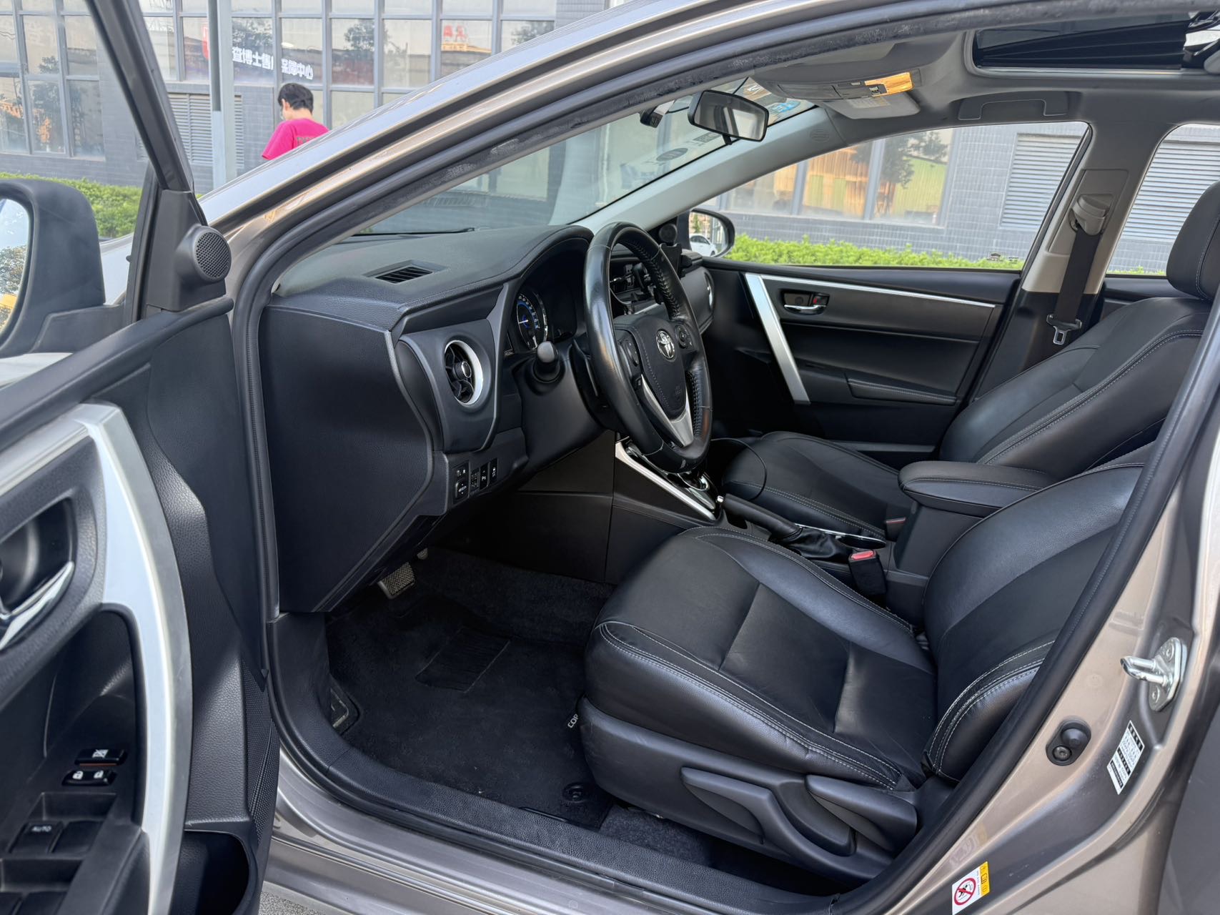 Toyota Corolla 2017 #4 Toyota Corolla 2017 car image #4