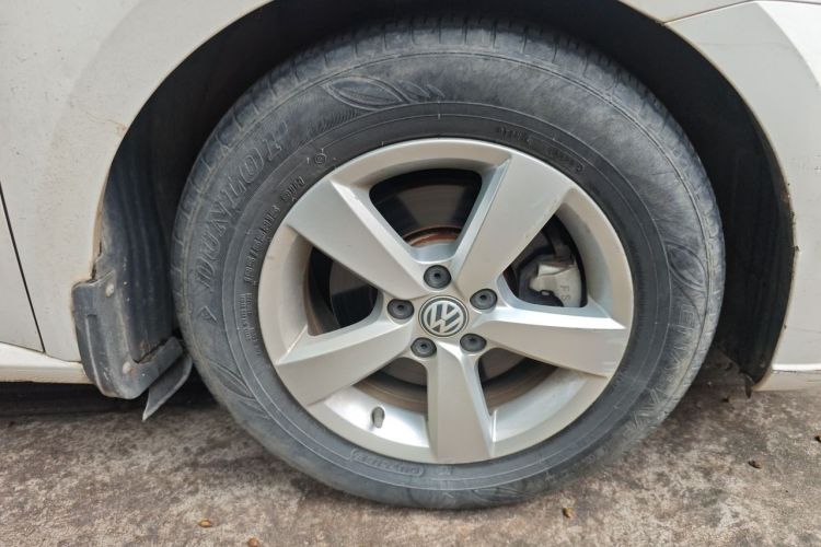 Volkswagen Lavida 2020 car image #6