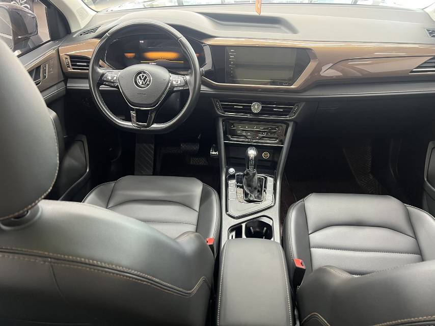 Volkswagen Tharu 2022 car image #15
