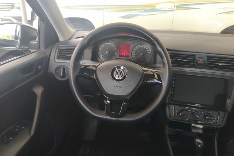 Volkswagen Santana 2021 car image #11
