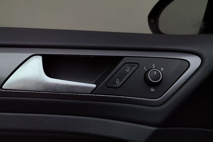 Volkswagen Golf 2018 #19 Volkswagen Golf 2018 car image #19