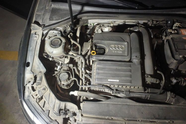 Audi A3 2020 car image #28