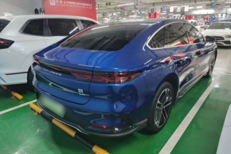 BYD Han 2023 car image #7