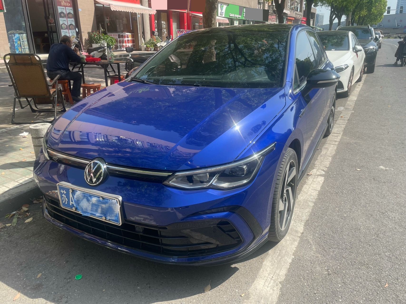 2023 immagine di auto 