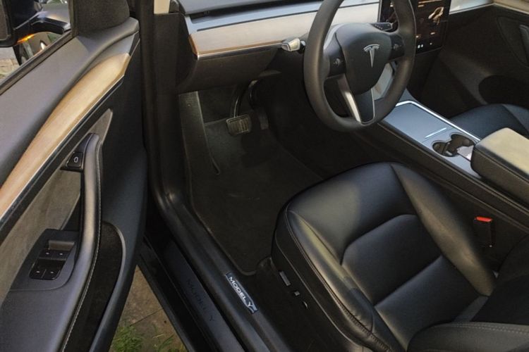 Tesla Model Y 2021 #16 Tesla Model Y 2021 immagine di auto #16