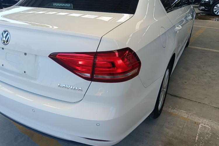 Volkswagen Lavida 2021 car image #8