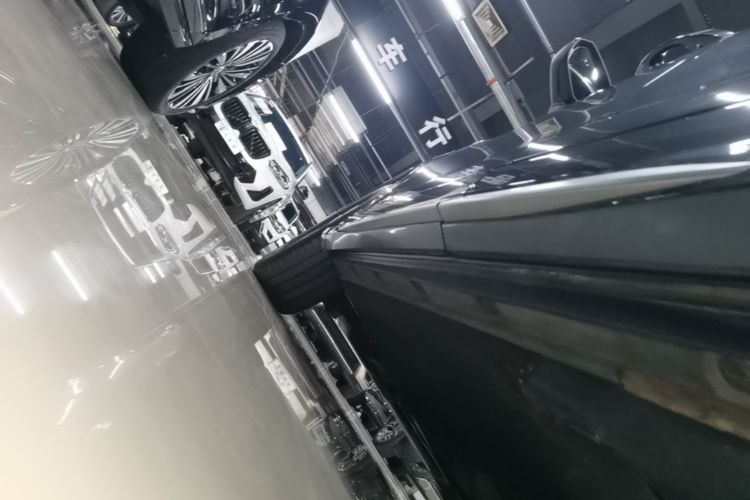 Audi Q3 2020 car image #25