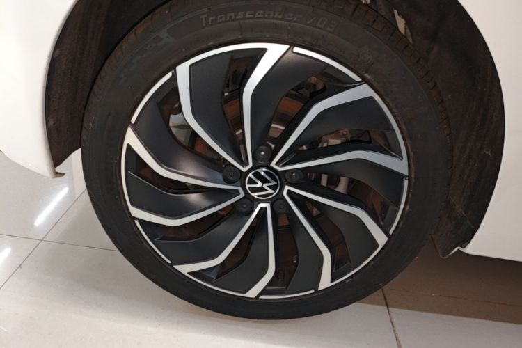 Volkswagen Golf 2022 car image #10