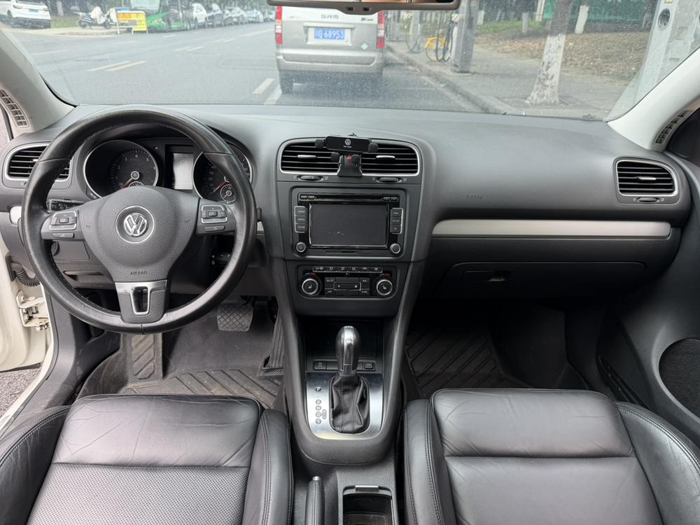 Volkswagen Golf 2013 car image #10