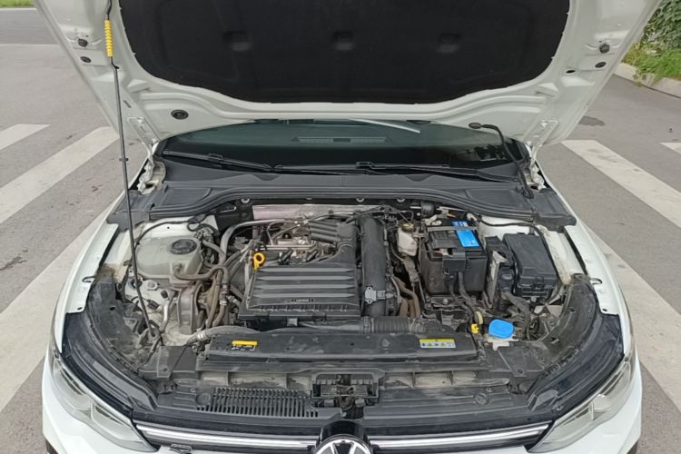 Volkswagen Golf 2023 #20 Volkswagen Golf 2023 car image #20