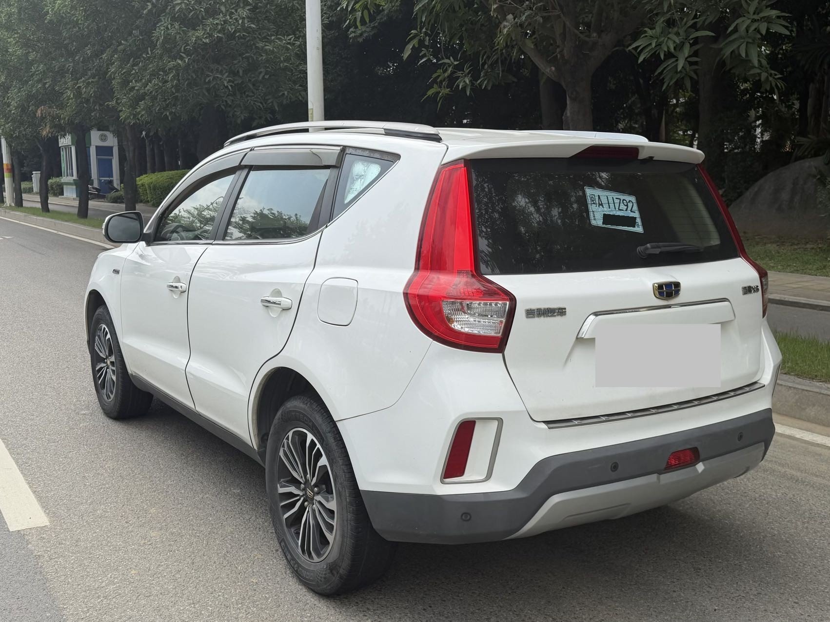 GEELY Vision X6 2016 صورة سيارة #3