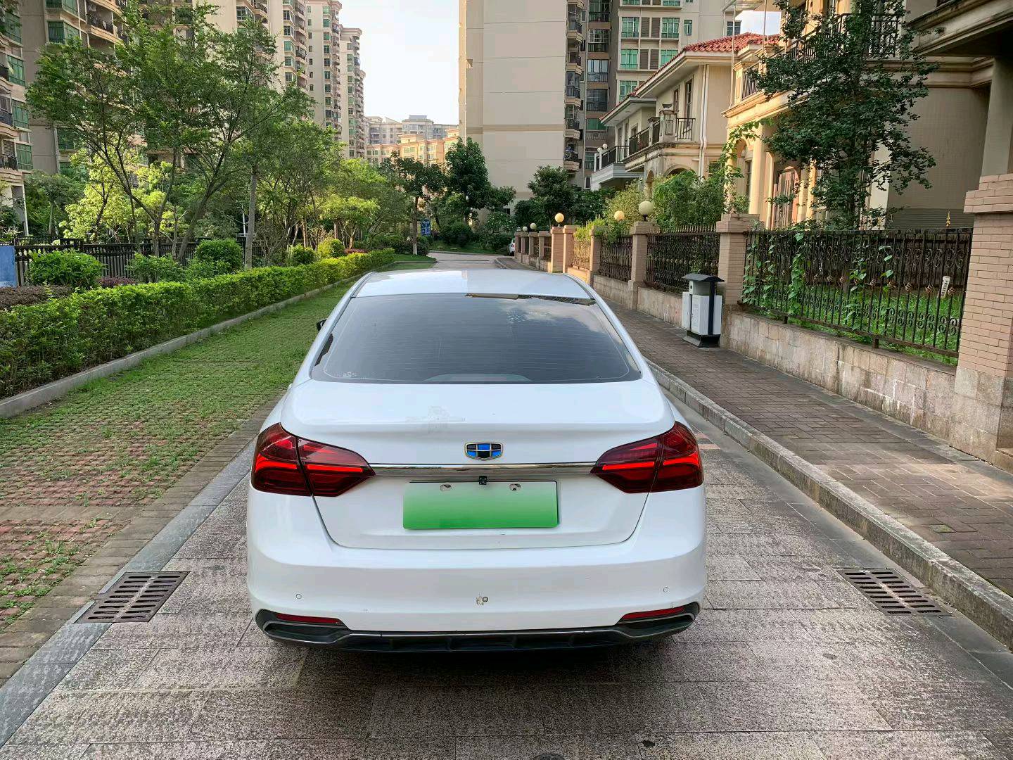 GEELY Emgrand New Energy 2018 car image #10