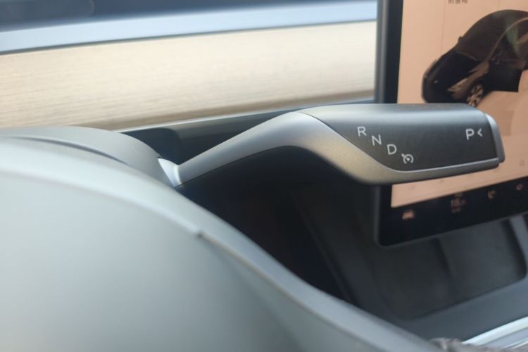 Tesla Model Y 2022 #14 Tesla Model Y 2022 immagine di auto #14