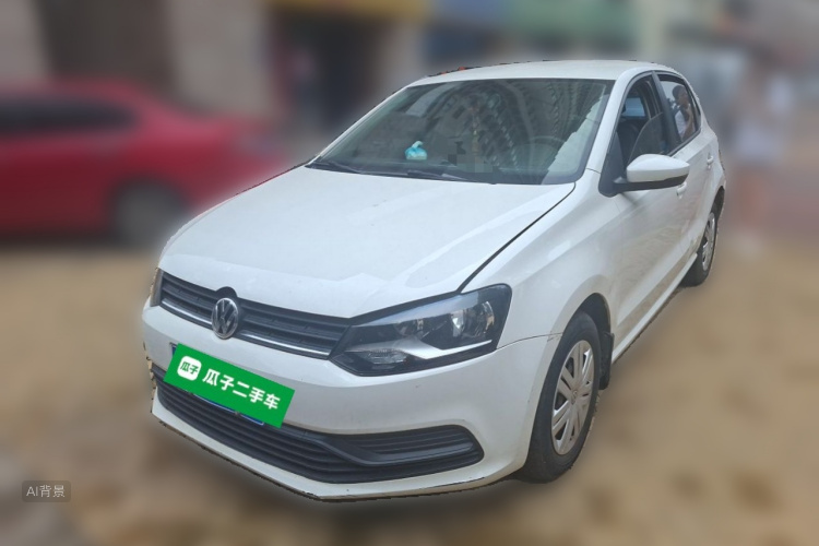 Volkswagen Polo 2015 car image #2