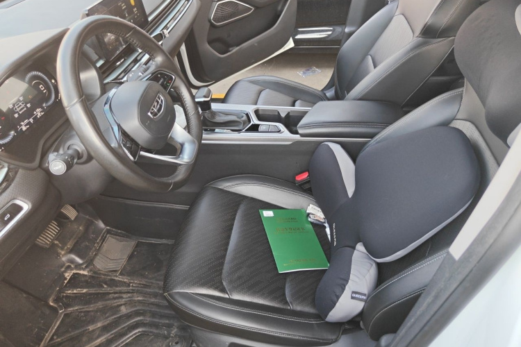 GEELY Emgrand 2022 #15 GEELY Emgrand 2022 car image #15