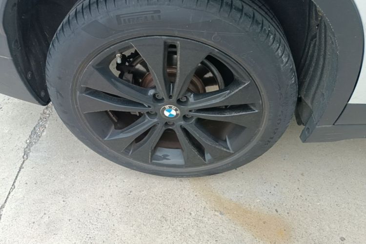 BMW X1 2020 car image #10