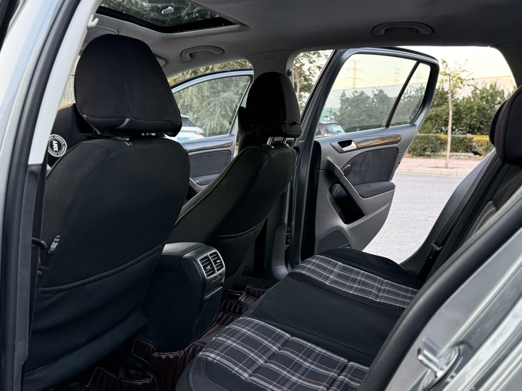 Volkswagen Golf 2012 #6 Volkswagen Golf 2012 car image #6
