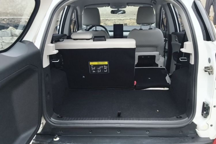 BYD Yuan Pro 2021 صورة سيارة #19