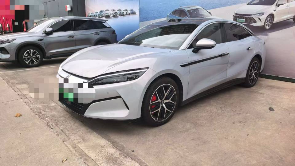 BYD HanL 2025 汽车图片 