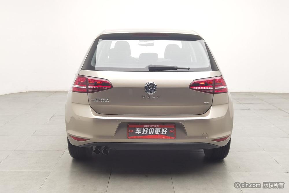 Volkswagen Golf 2017 car image #3