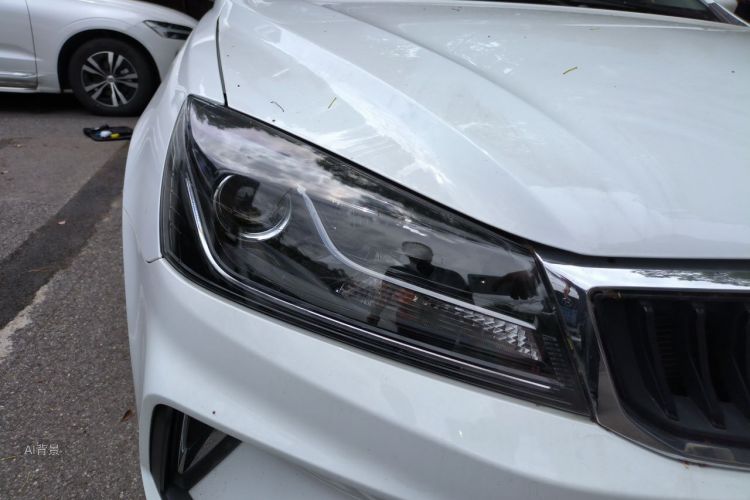 GEELY Emgrand 2021 car image #8