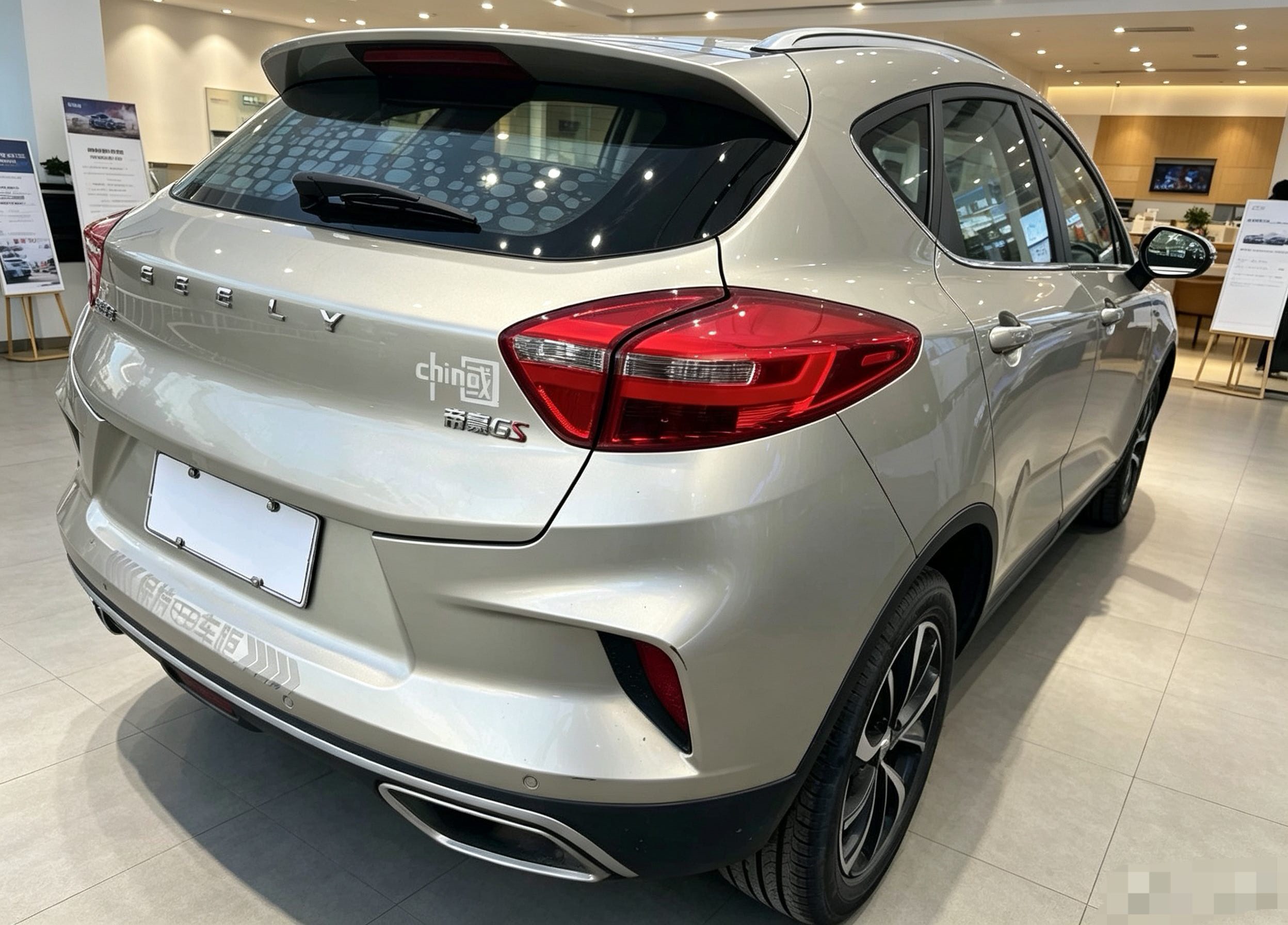 GEELY Emgrand GS 2019 immagine di auto #11