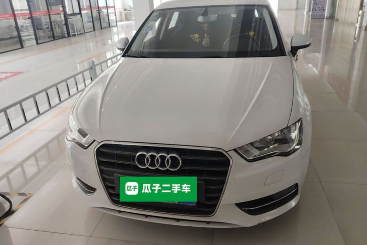 Audi A3 2015 car image #3