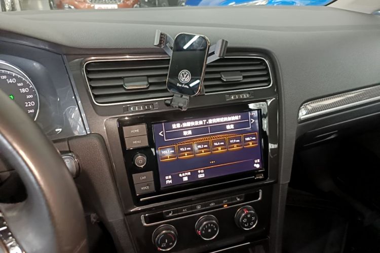 Volkswagen Golf 2019 #17 Volkswagen Golf 2019 car image #17
