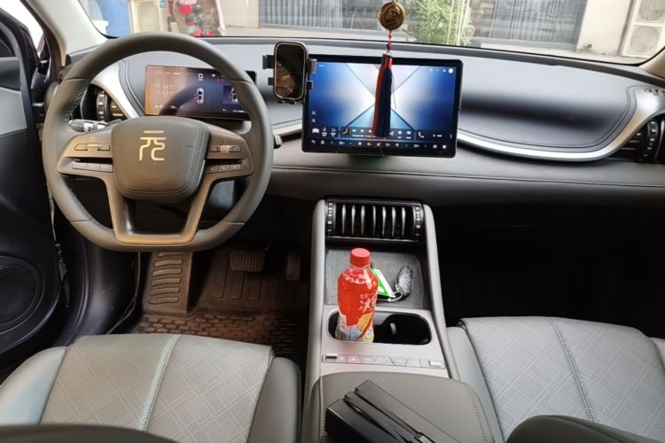 BYD Yuan Plus 2025 immagine di auto #11